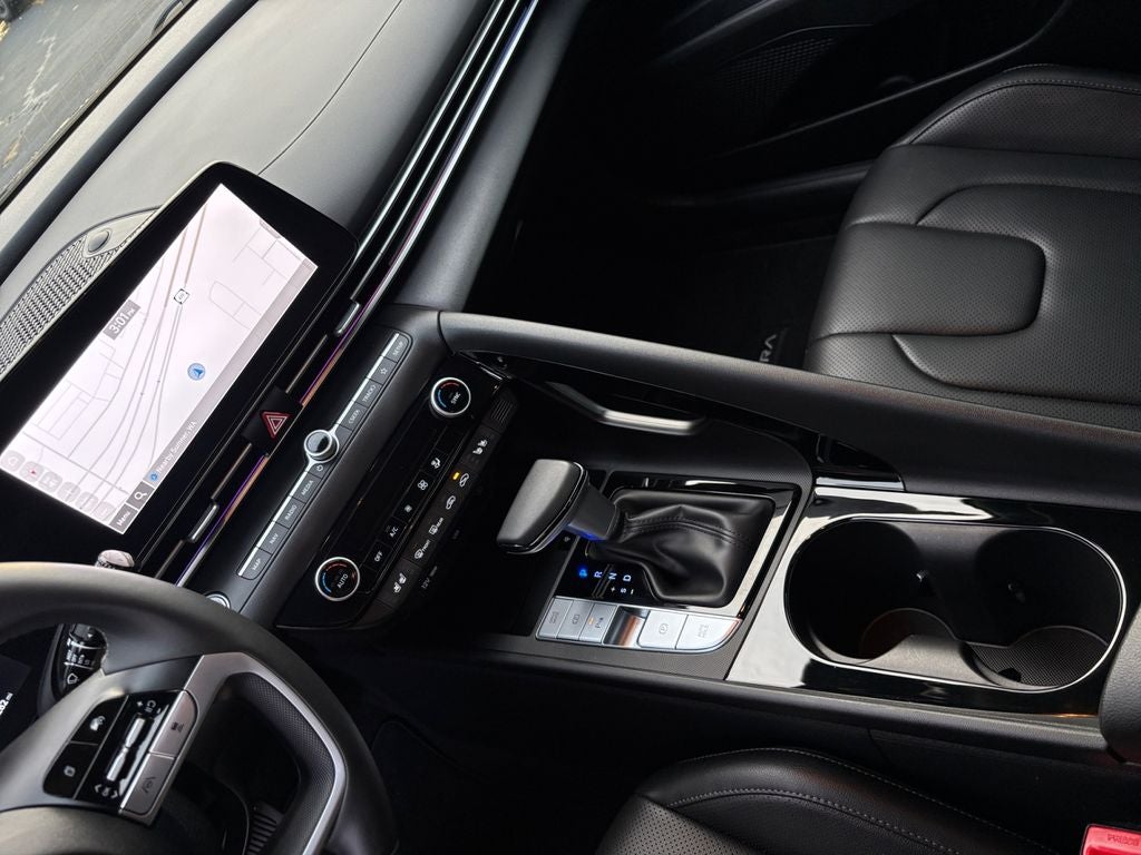 2024 Hyundai Elantra Hybrid Limited