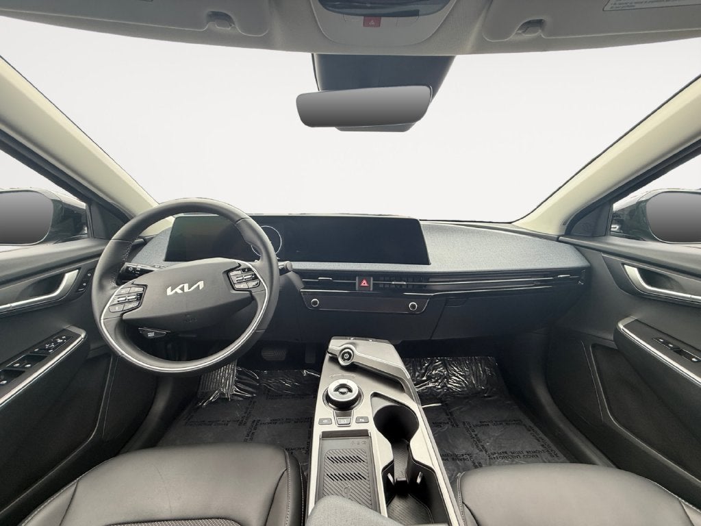 2024 Kia EV6 Light