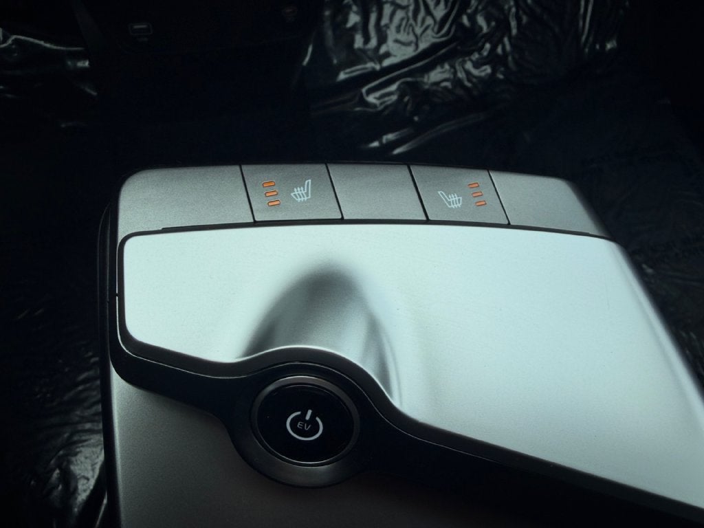 2024 Kia EV6 Light
