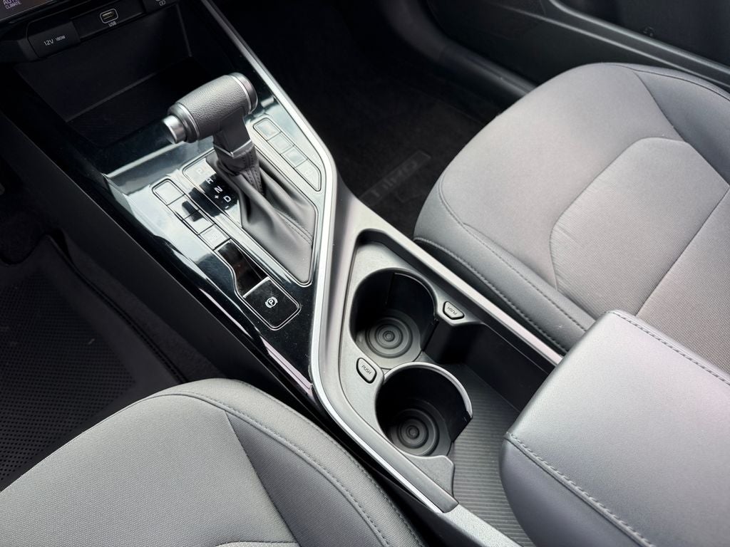 2025 Kia Niro LX