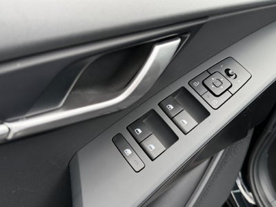 2025 Kia Niro LX