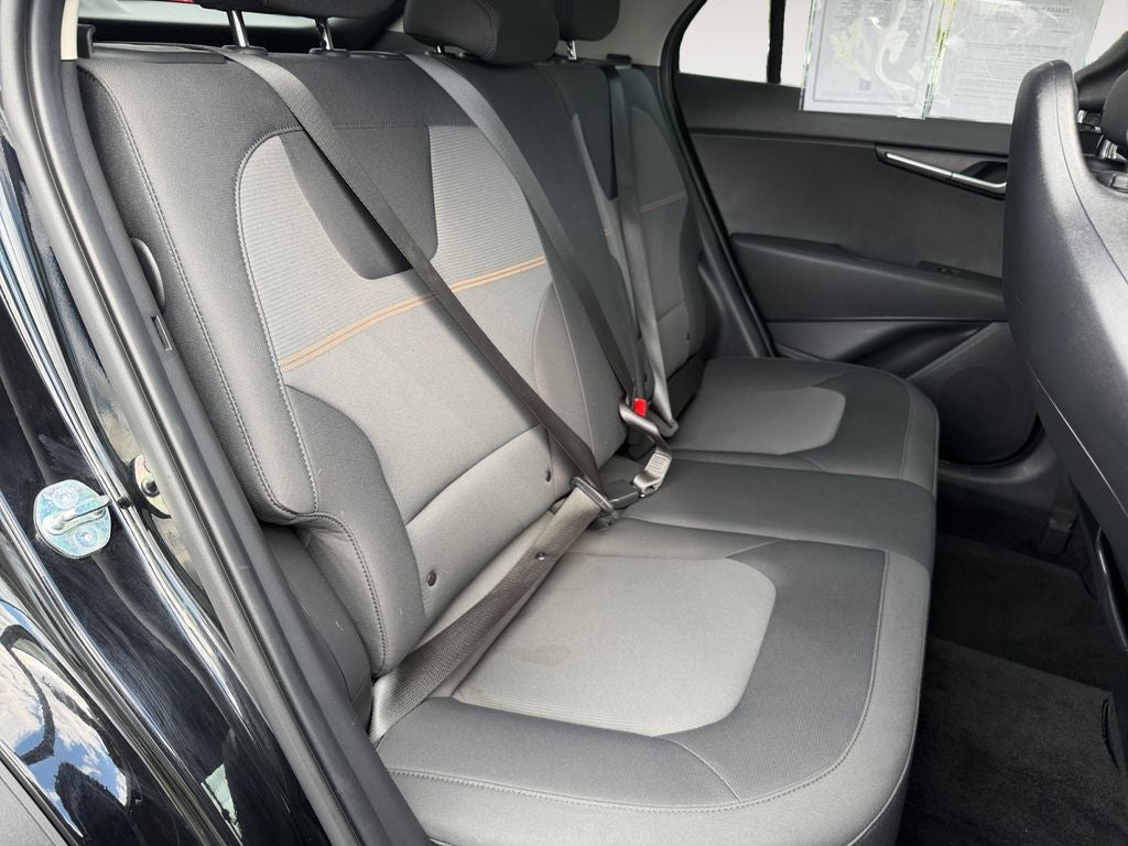 2025 Kia Niro LX