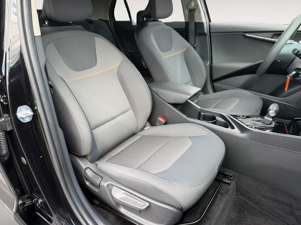 2025 Kia Niro LX