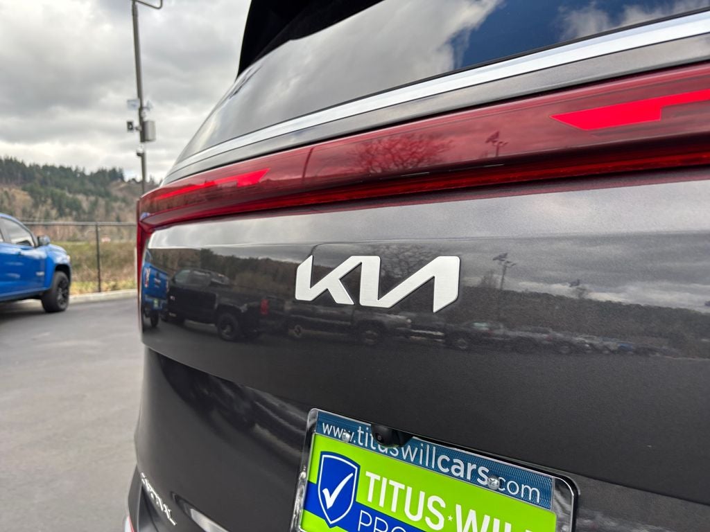 2025 Kia Carnival LXS